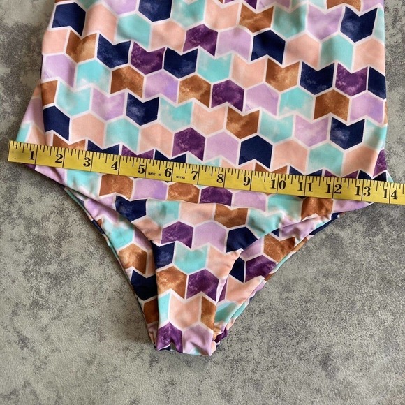 Tori praver swimwear Seafoam Geometric Print‎ One Piece Size Medium Multi… - Picture 3 of 11